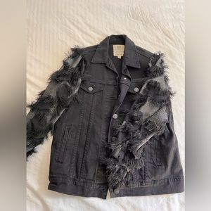 DENIM JACKET WITH STARS 🖤